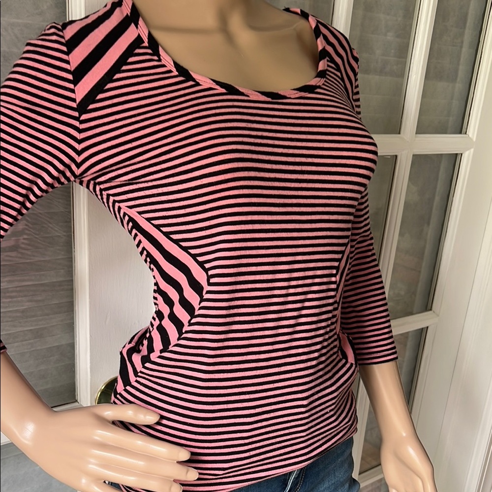 Jennifer Lopez Pink and Black Striped Women's Top SZ S